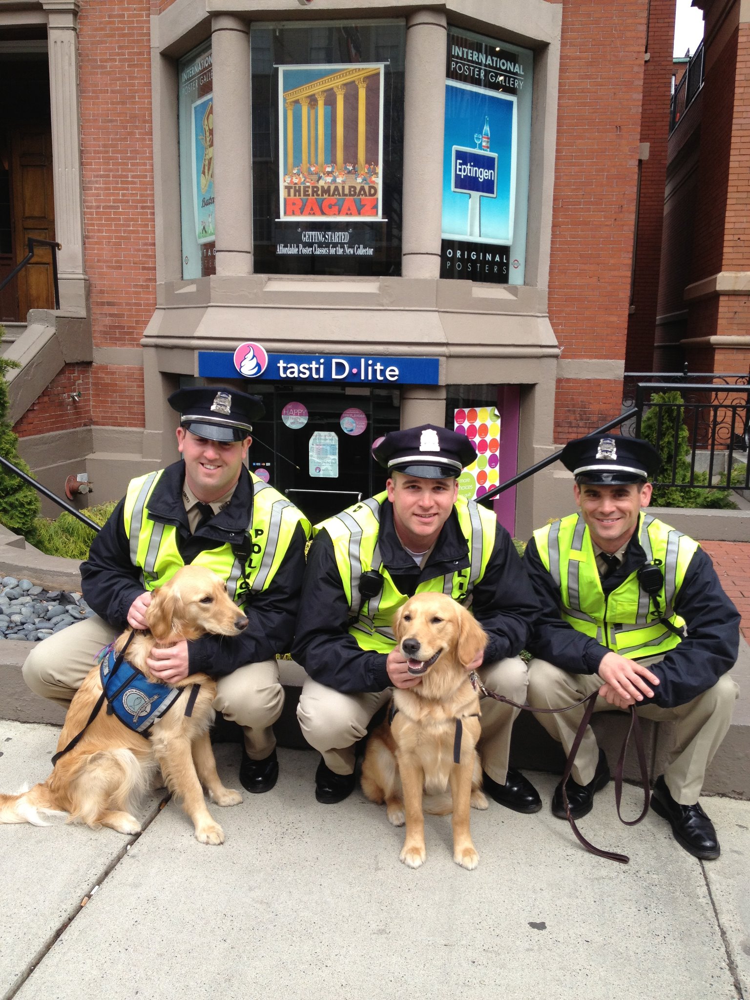 K-9 Comfort Dogs with Boston's Finest
